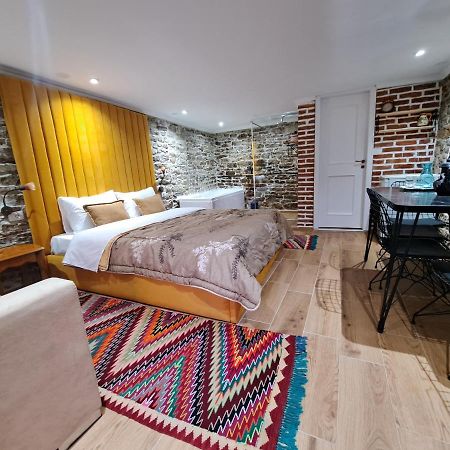 "Villa 70" Guesthouse Gjirokastër 외부 사진
