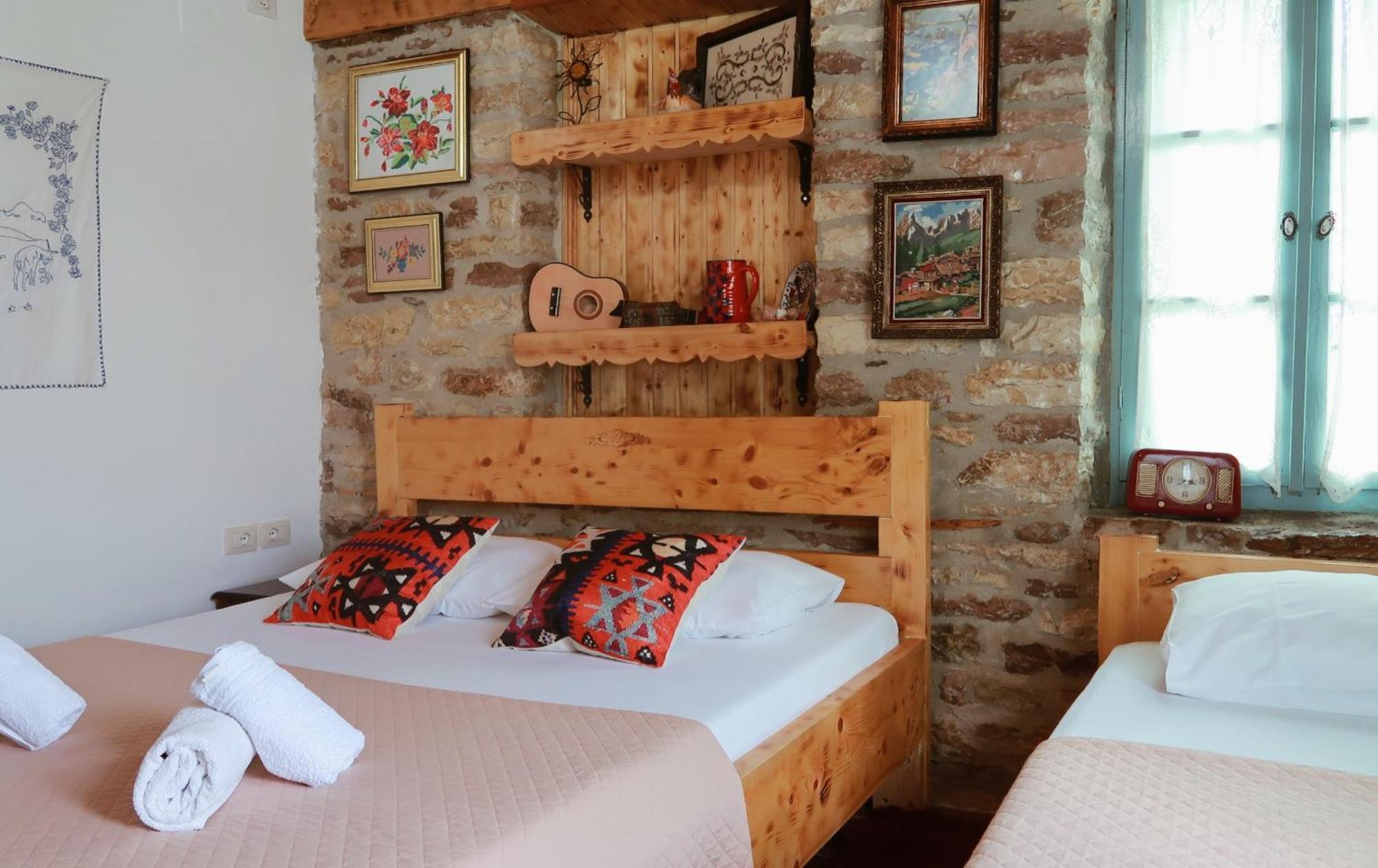 "Villa 70" Guesthouse Gjirokastër 외부 사진
