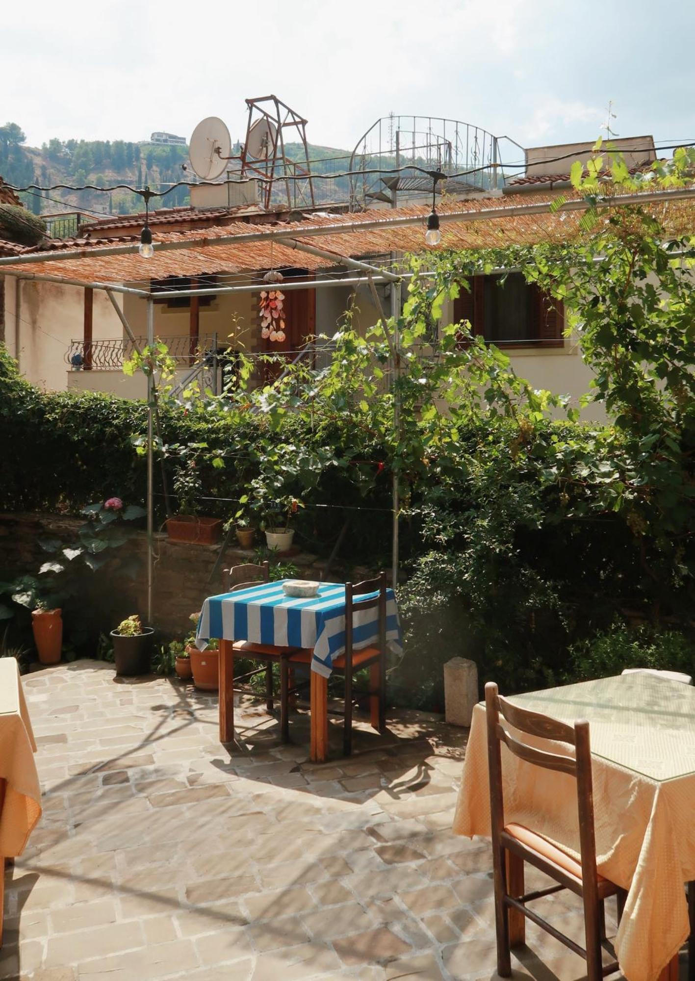 "Villa 70" Guesthouse Gjirokastër 외부 사진