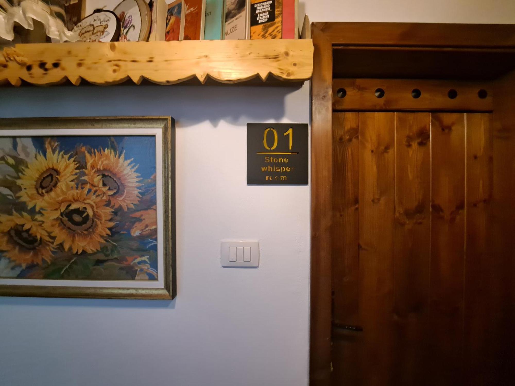 "Villa 70" Guesthouse Gjirokastër 외부 사진