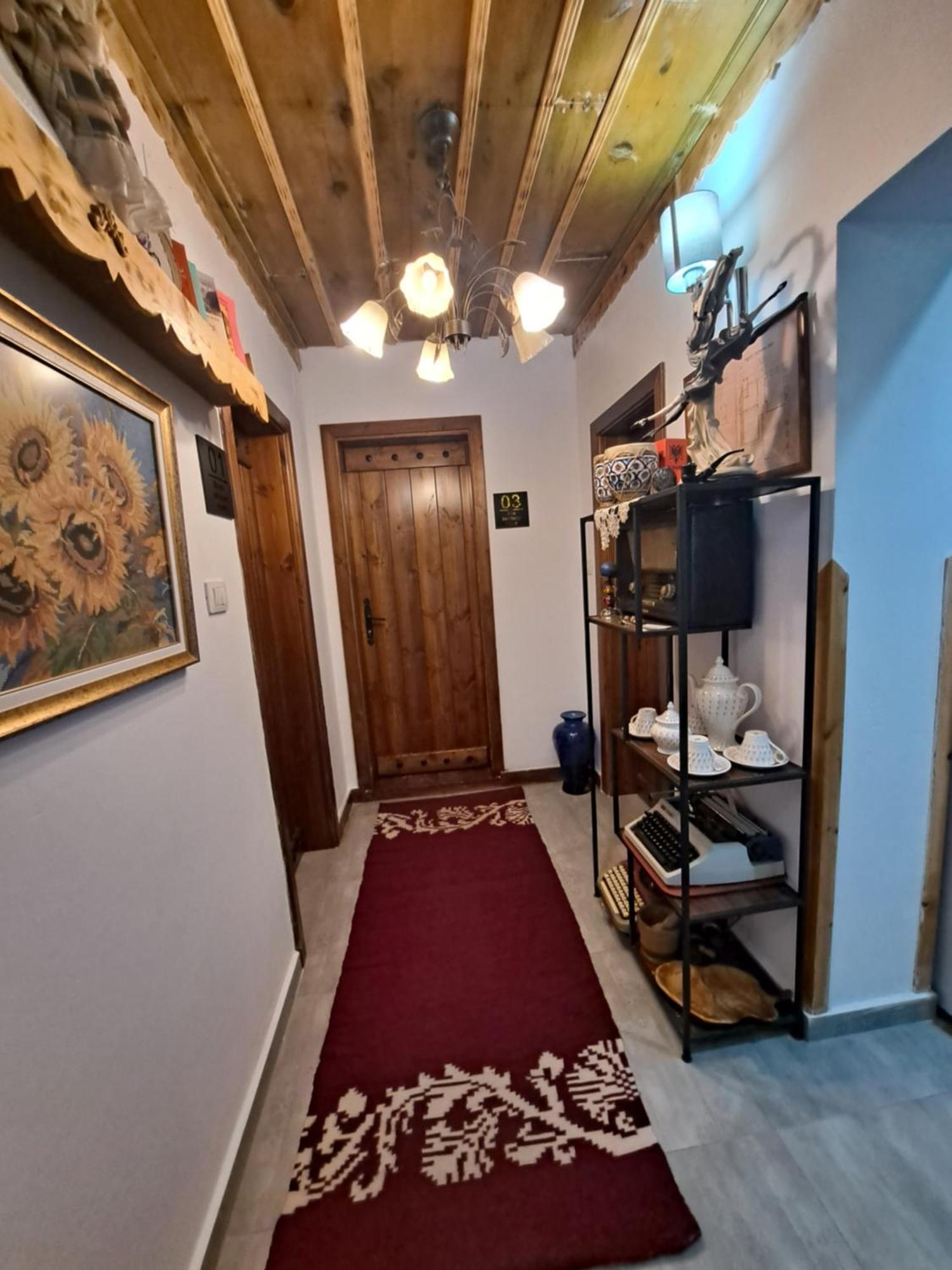 "Villa 70" Guesthouse Gjirokastër 외부 사진