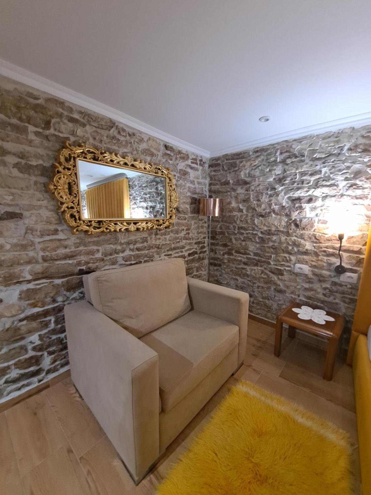 "Villa 70" Guesthouse Gjirokastër 외부 사진