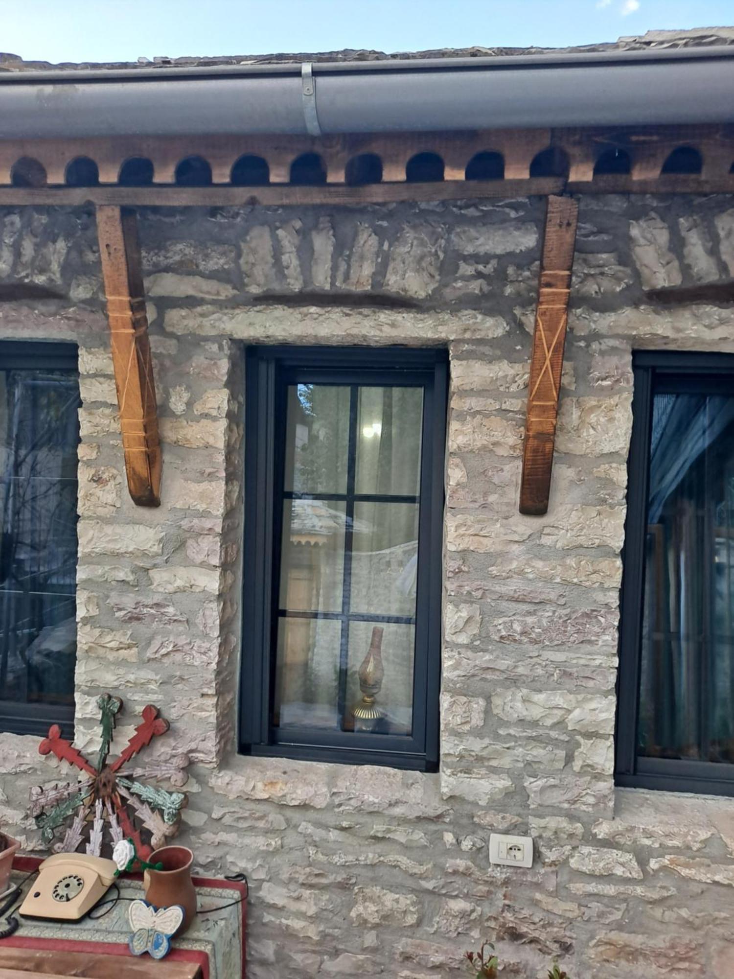 "Villa 70" Guesthouse Gjirokastër 외부 사진