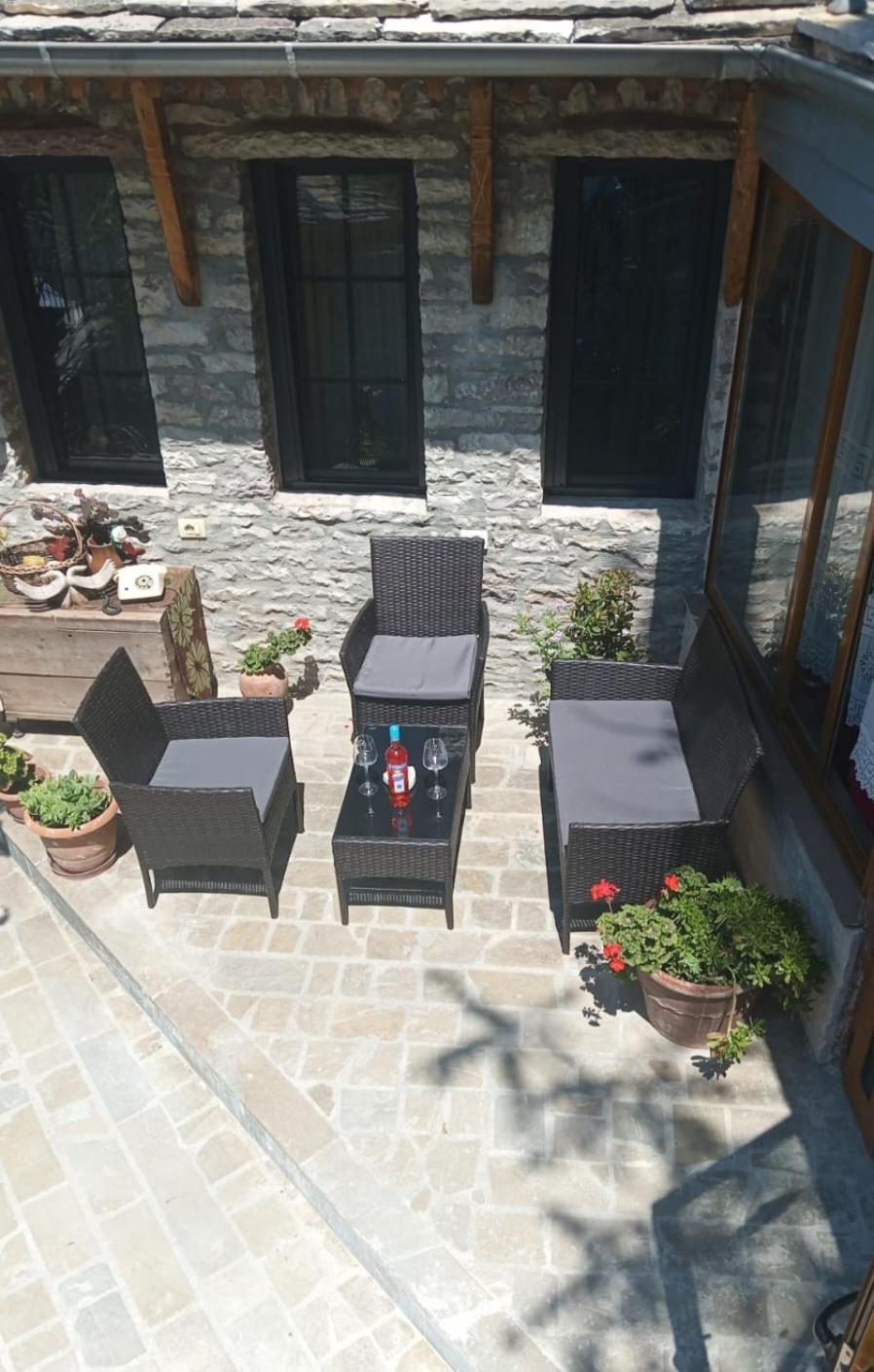 "Villa 70" Guesthouse Gjirokastër 외부 사진